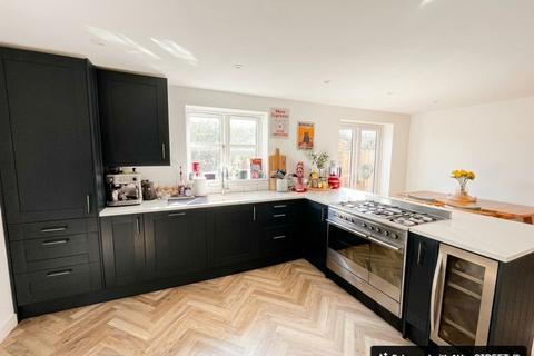 undefined, Fairwood Close, Trowbridge BA14