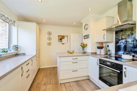 undefined, Ivy Close, Westergate, Chichester