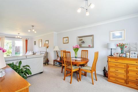 undefined, Ivy Close, Westergate, Chichester