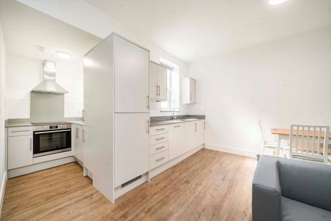 undefined, The Broadway, Southall UB1