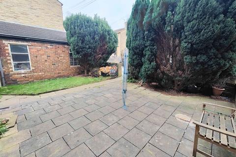 undefined, Lightcliffe Road, Brighouse HD6