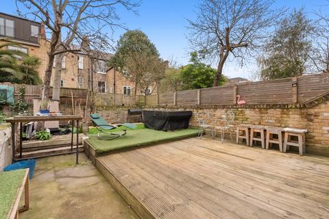 1 bedroom flat to rent, Ferntower Road, London