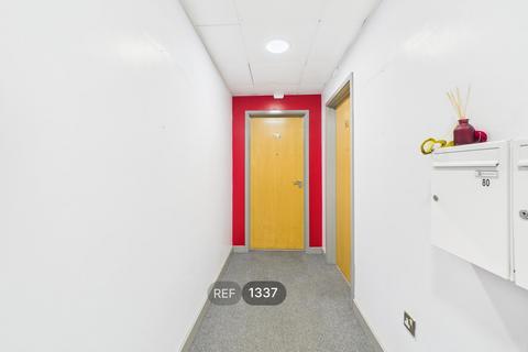 undefined, Queens Court,Queens Dock Avenue, Hull, HU1 3DR