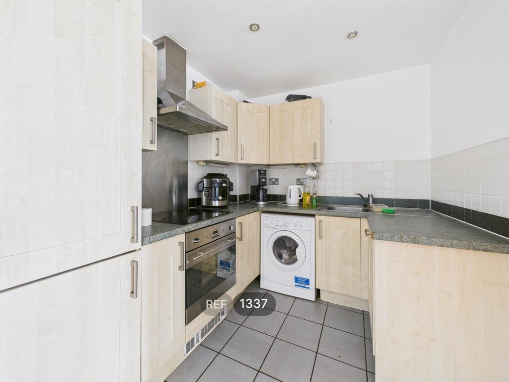 Kitchen/Living area