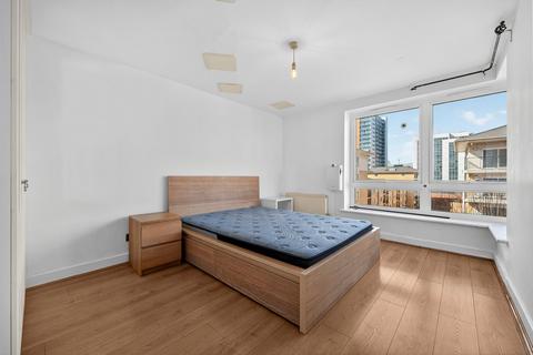 1 bedroom flat for sale, Susan Constant Court, 14 Newport Avenue, London