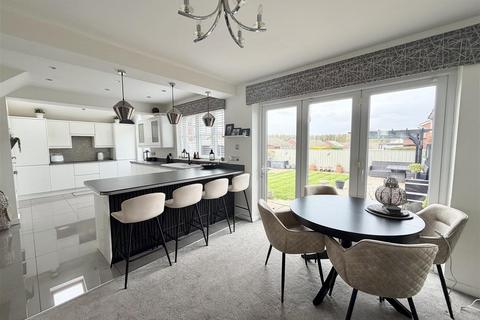 3 bedroom house for sale, St. Barnabas, Houghton Le Spring DH4
