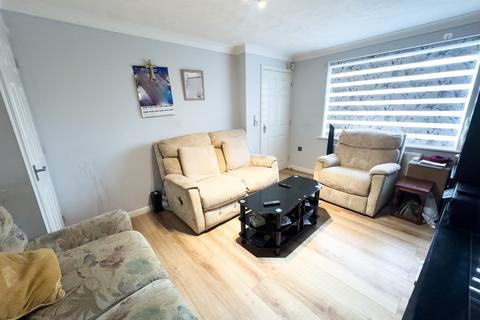 3 bedroom semi-detached house for sale, Seathwaite Close, Middleton, Manchester, M24