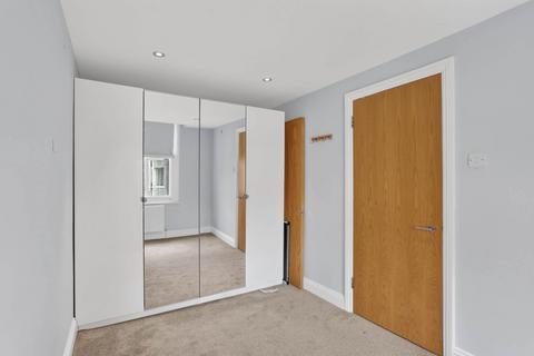 2 bedroom flat to rent, , London, SW9