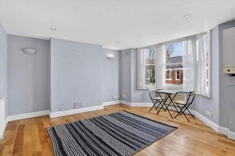 2 bedroom flat to rent, , London, SW9