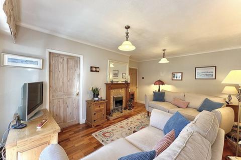 undefined, Tynedale Crescent, ETTINGSHALL PARK, WV4 6RH