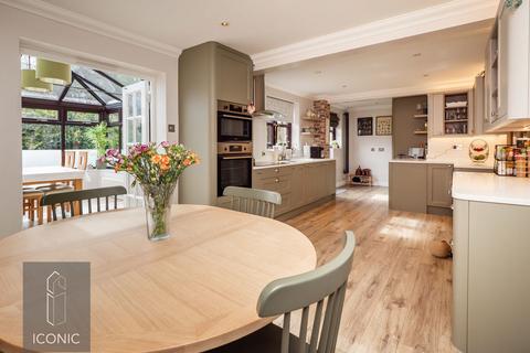 4 bedroom detached house for sale, Shakespeare Way, Taverham, Norwich