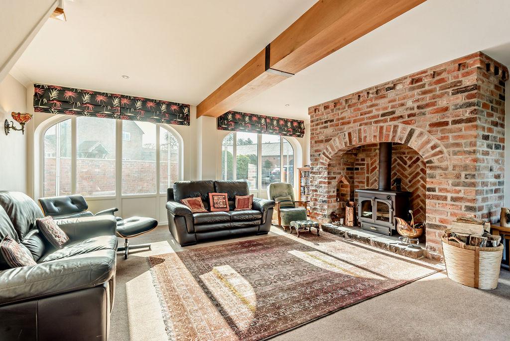Sitting/Family Room