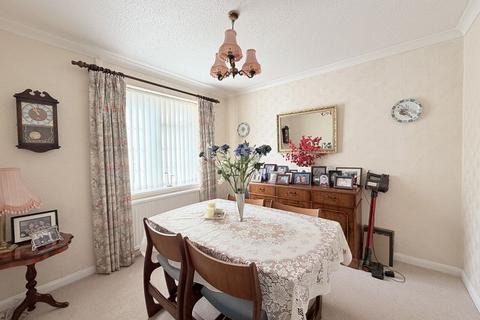 4 bedroom detached house for sale, Poplars Road, Abergavenny