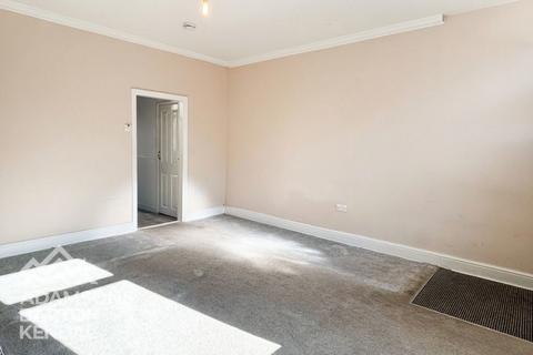 2 bedroom terraced house to rent, Frances Street, Rochdale