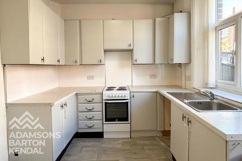 2 bedroom terraced house to rent, Frances Street, Rochdale