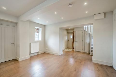 undefined, Poulton, Cirencester, Gloucestershire, GL7
