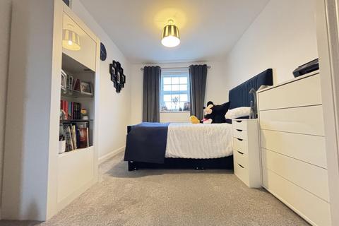 2 bedroom apartment for sale, Horseshoe Crescent, Great Barr, Birmingham B43 7BQ