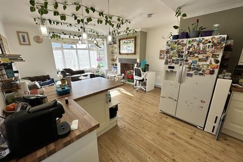 3 bedroom semi-detached house for sale, Penrhyn Avenue, Rhos on Sea