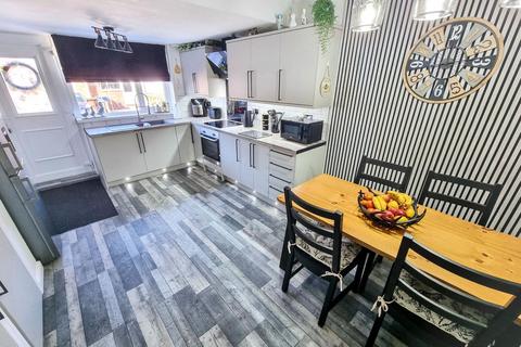 3 bedroom terraced house for sale, Austwick Walk, Chapel House NE5