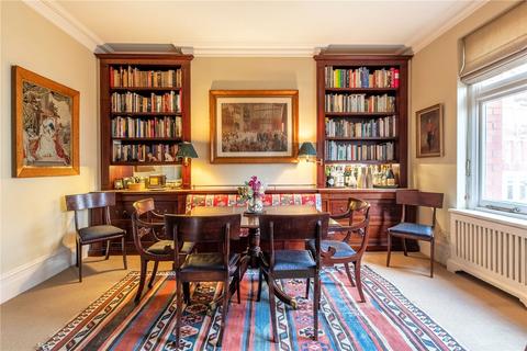 3 bedroom apartment for sale, Iverna Court, London, W8