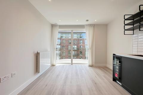 1 bedroom flat for sale, Cairncross House, London SE3