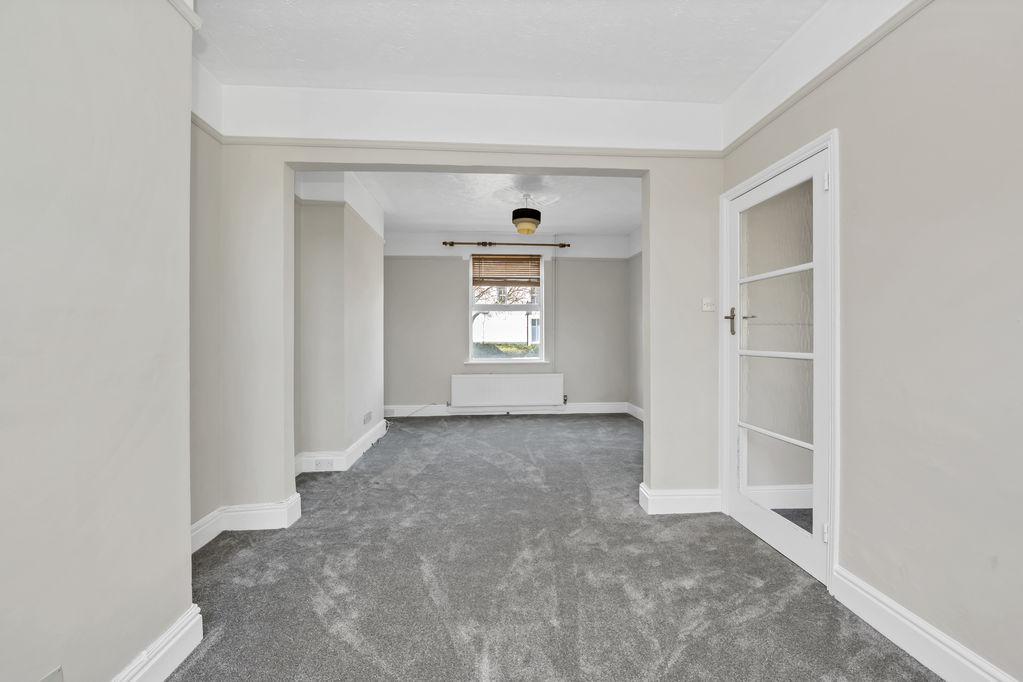 Sitting/Dining Room