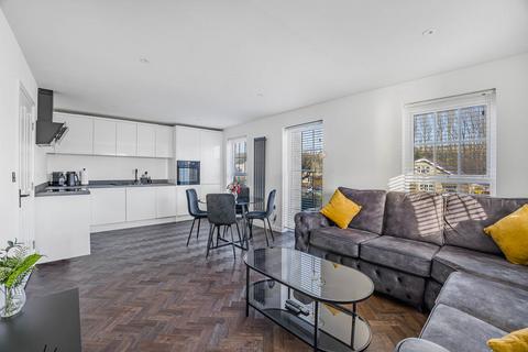 2 bedroom apartment for sale, Gale Close, Littleborough, OL15 9EJ