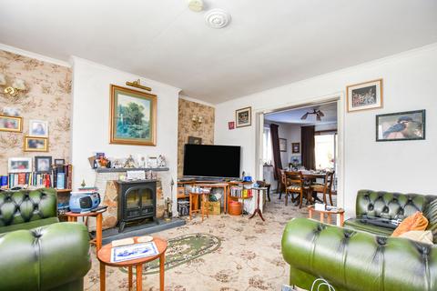 3 bedroom detached house for sale, Willoughby Drive, Empingham