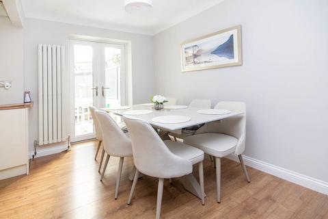 3 bedroom semi-detached house for sale, Alder Close, Dibden Purlieu