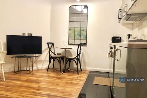 undefined, Radnor Street, Swindon, SN1