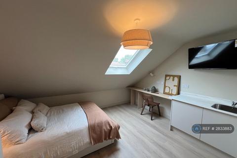 undefined, Harcourt St, Luton, LU1