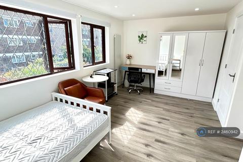 undefined, Kennard Road, London, E15