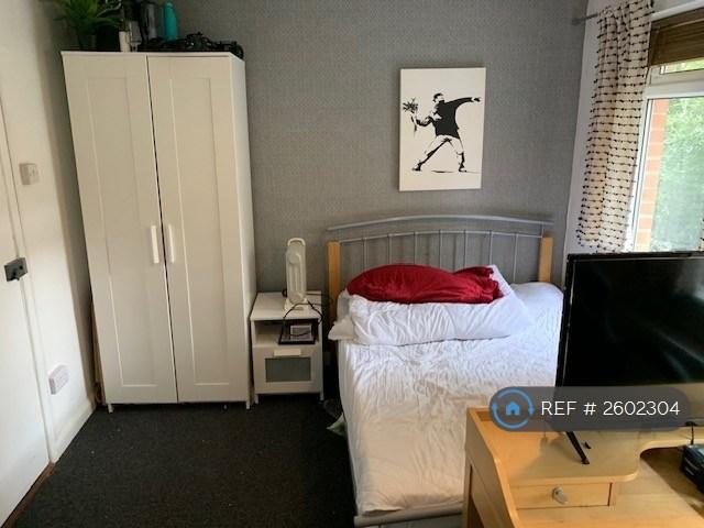Room 12