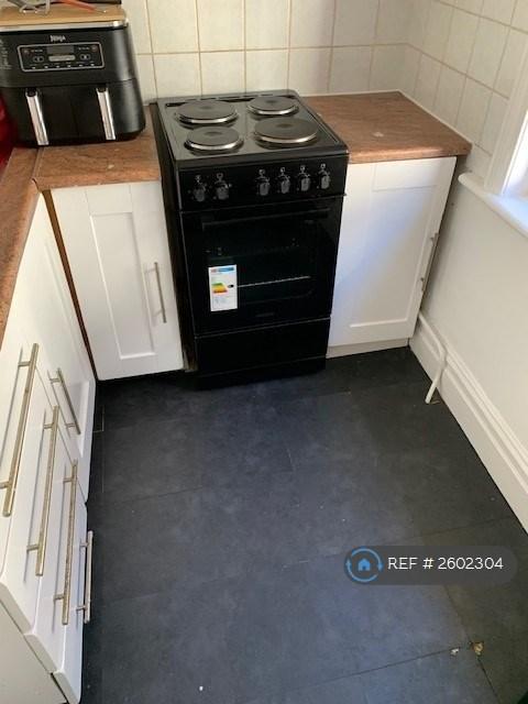 Kitchen 2