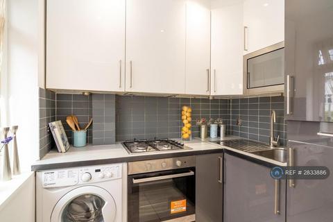 2 bedroom flat to rent, Cheviot Gardens, London, NW2