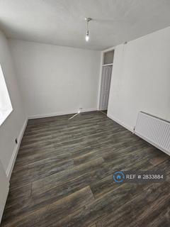 2 bedroom end of terrace house to rent, Greenway St, Darwen, BB3
