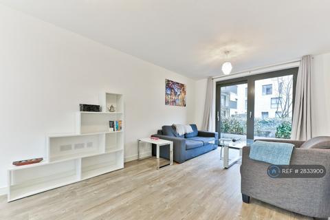 1 bedroom flat to rent, Kingfisher Heights, London, E16