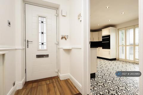 undefined, Clos Gwastir, Caerphilly, CF83