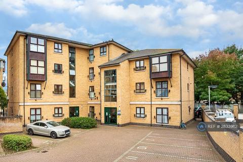 2 bedroom flat to rent, Munnings House, London, E16