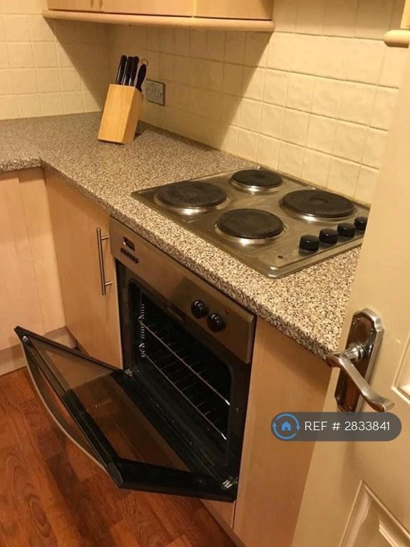 Electric Oven And Hob