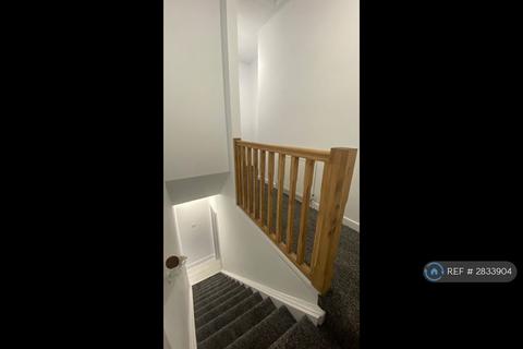 2 bedroom terraced house to rent, Oxford Street, Leigh, WN7