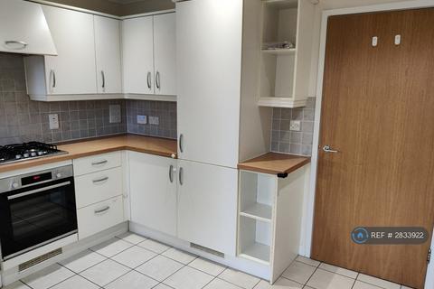 2 bedroom terraced house to rent, Pearing Close, Worcester Park, KT4