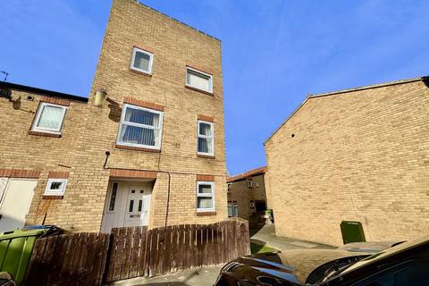 4 bedroom terraced house for sale, Foxley, Washington NE37