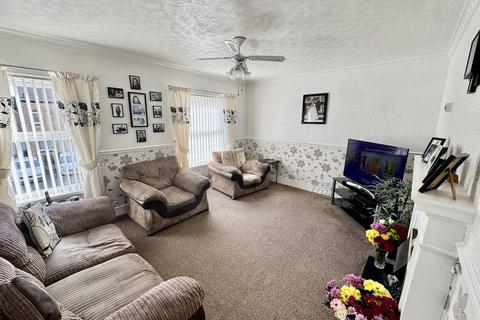 4 bedroom terraced house for sale, Foxley, Washington NE37