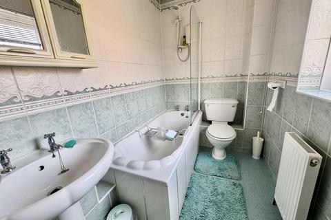 4 bedroom terraced house for sale, Foxley, Washington NE37