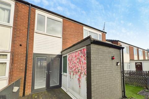 Bardon Close, Halliwell