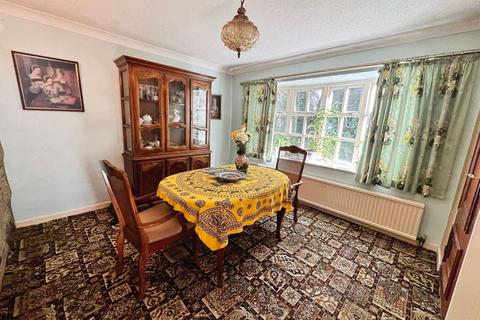 undefined, Chestnut Grove, Darwen