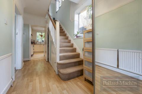 undefined, Littleheath Road, South Croydon