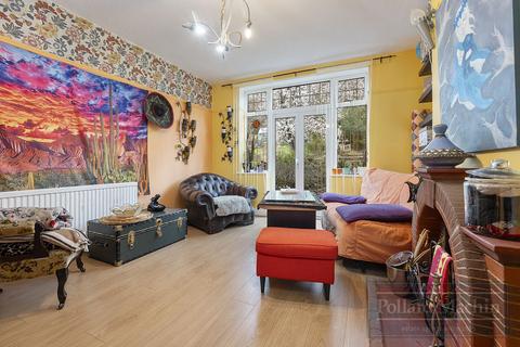 undefined, Littleheath Road, South Croydon