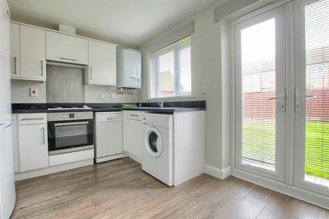3 bedroom semi-detached house to rent, Stanway Close, Ingleby Barwick